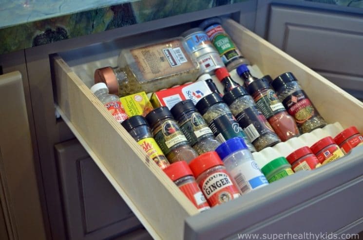 Spring Cleaning: Kitchen Organization and Storage. Save time and waste less!!